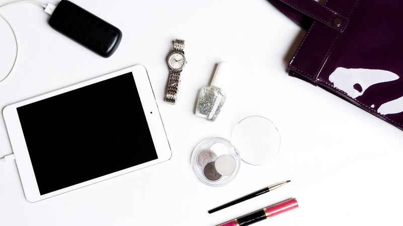 office, mobile phone, container, accessories, notepad, business, bottle, beauty product, group of objects, portable information device, contemporary, display