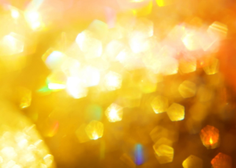 yellow, surprise, golden, vibrant color, light - natural phenomenon, glowing, brilliant, gemstone, vivid, glamour, holiday, wealth, glow, special, xmas