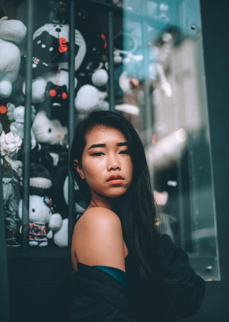 plush, dress, lady, window, chica, glass, looking away, near, portrait, black, model, long hair, indoors, retrato, hairstyle, poses, hair, black hair, close up