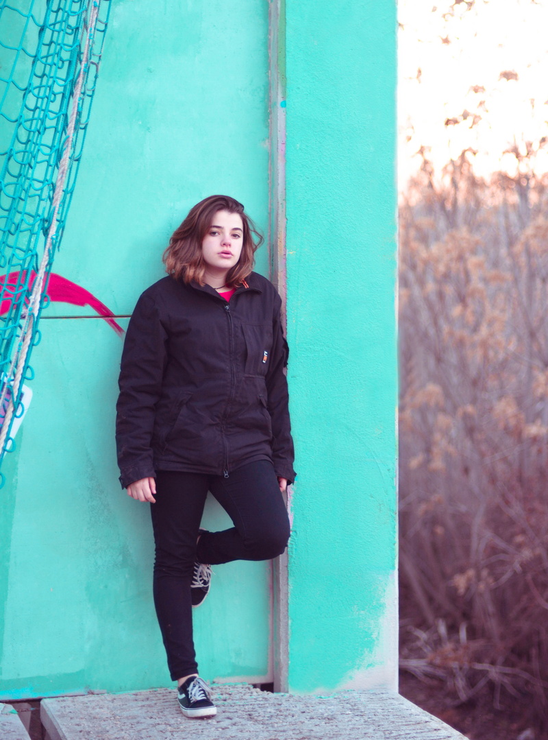 standing, real people, urbex, spain, architecture, clothing, chica, guadalajara, contemplation, smiling, azul, girl, young women, one person, portrait