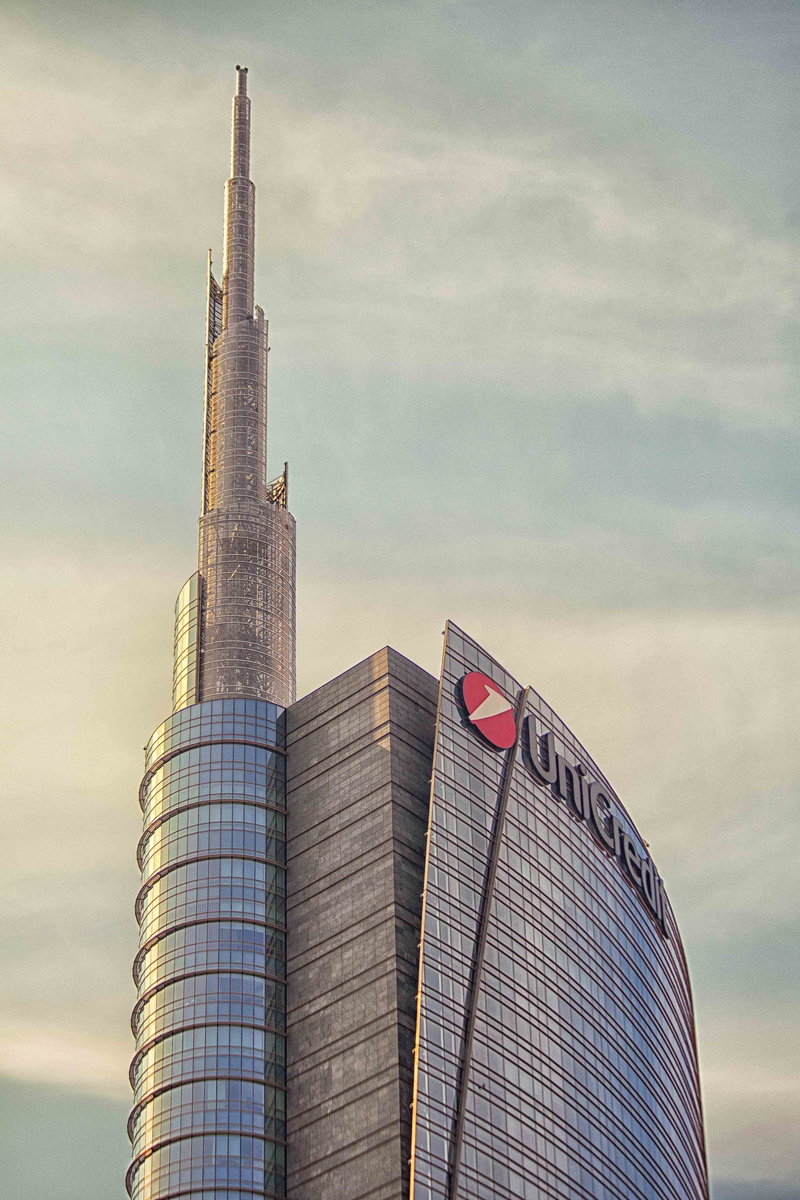 italie, low angle view, building exterior, milano, office building exterior, travel, skycraper, piazza gae aulenti, travel destinations, city, outdoors