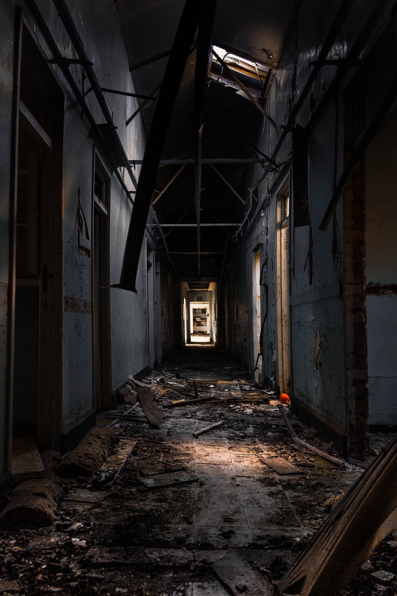 obsolete, damaged, weathered, messy, no people, history, abandoned, deterioration, mess, ruined, old, ceiling, window, 5K, building, spooky, urbex, dirty