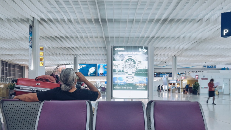 seat, lifestyles, hong kong, 4K, journey, travel, hairstyle, incidental people, people, ceiling, chair, hong kong international airport, transportation