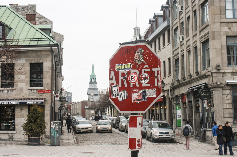 roadsign, built structure, city, building, road sign, quebec, sign, traffic, signpost, 4K, road, mode of transportation, stop sign, motor vehicle, architecture
