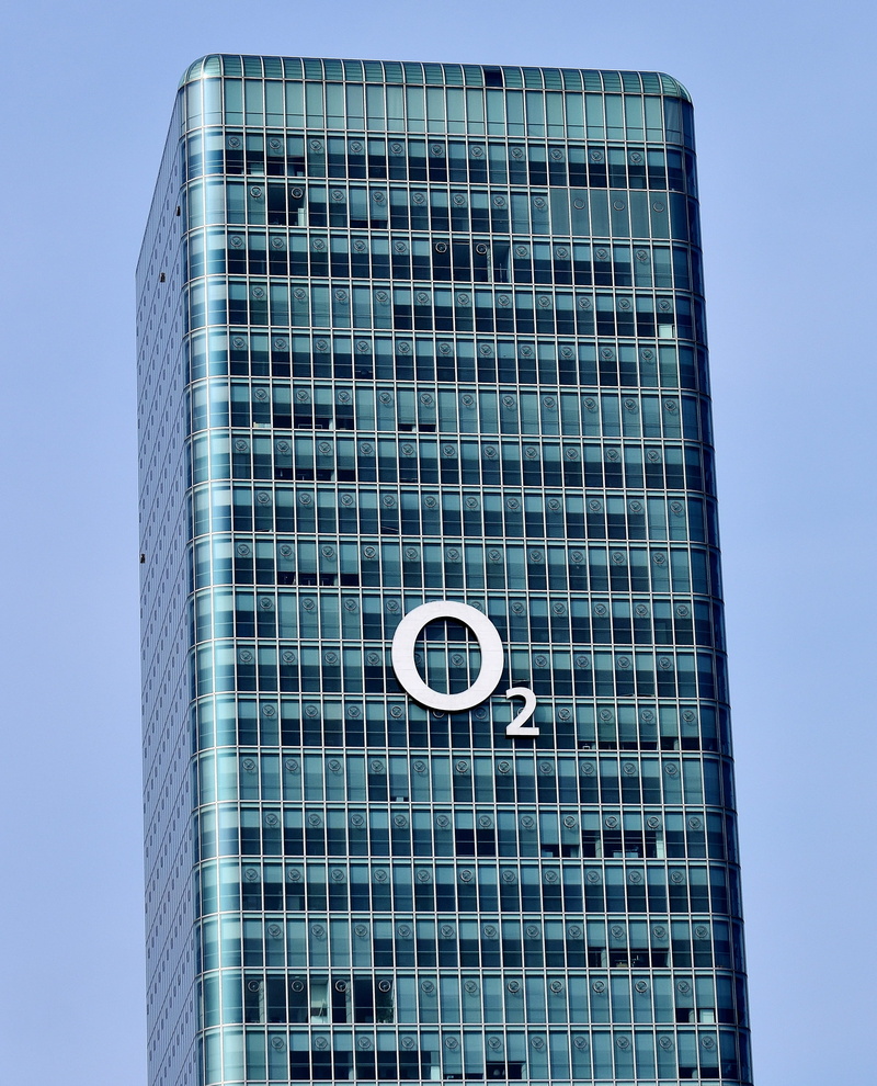 clear sky, shape, office building exterior, office building, tower, munich, sky, glass, modern, 2K, moosach, cuboid, o2 tower, skyscraper, metal, blue