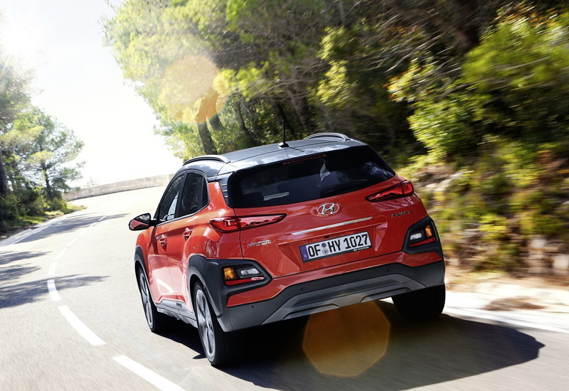 720P, red, no people, on the move, motor vehicle, sunlight, land vehicle, nature, transportation, car, plant, hyundai, speed, tree, city, travel, (2018)