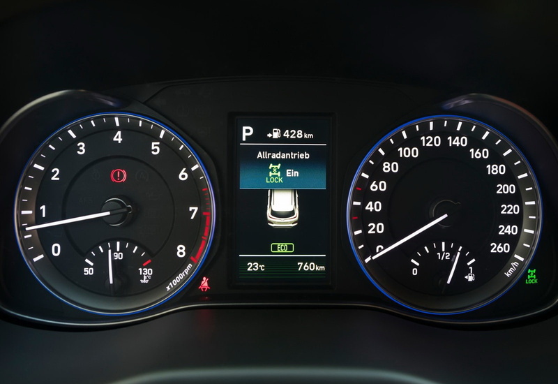 number, dashboard, vehicle interior, speed, hyundai, no people, close-up, kona, car, indoors, (2018), technology, speedometer, mode of transportation, 720P