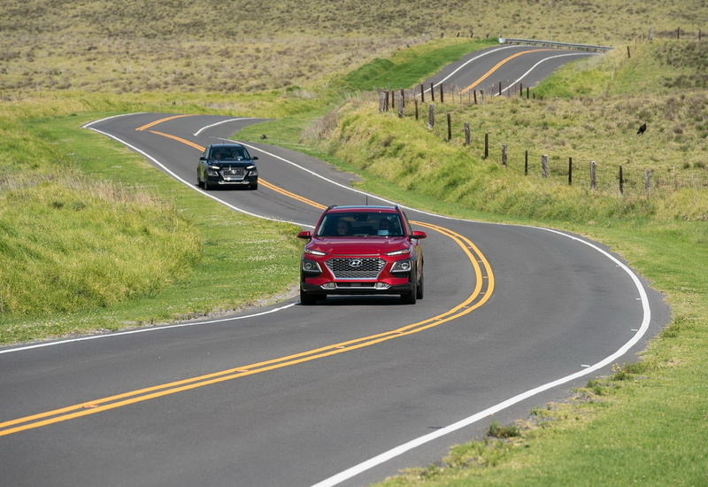 truck, marking, travel, grass, road trip, car, on the move, sign, road, hyundai, [us], kona, mode of transportation, (2018), symbol, motor vehicle, land vehicle