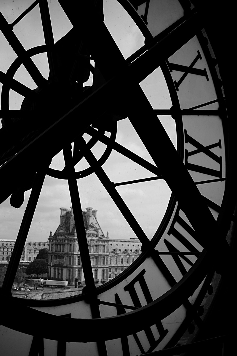 beams, mono, clock face, clock tower, close-up, silhouette, monochrome, architecture, france, musée dorsay, blackandwhire, inside, built structure, no people