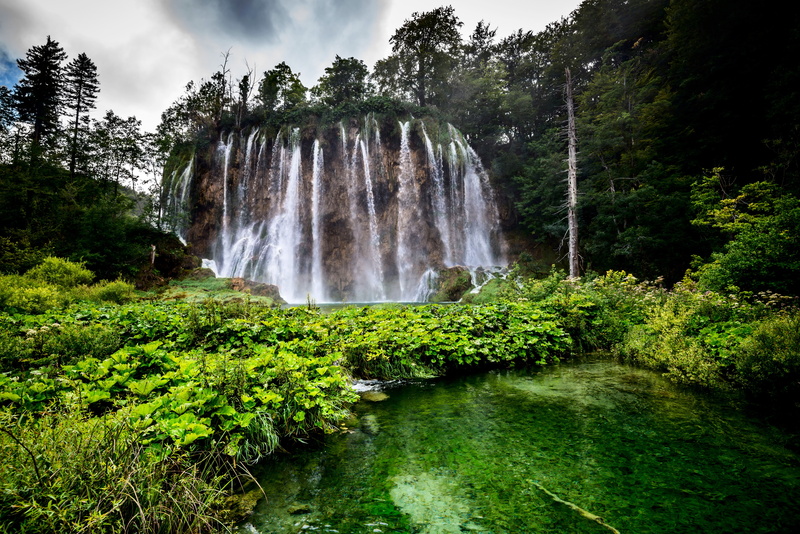 forest, rock, trees, lake, Croatia, Plitvice Lakes National Park, green, 5K, waterfall