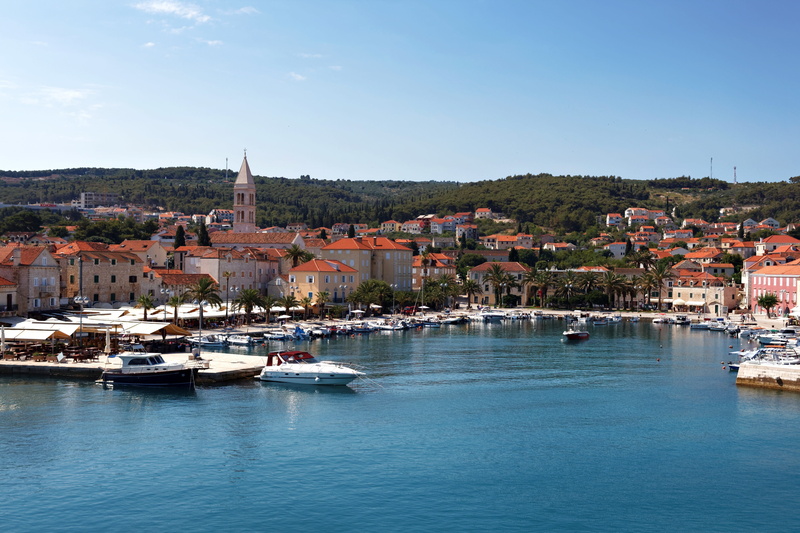 architecture, city, yacht, waterfront, port, sky, supetar, summer, place of worship, sailboat, transportation, built structure, pier, cityscape, croatia