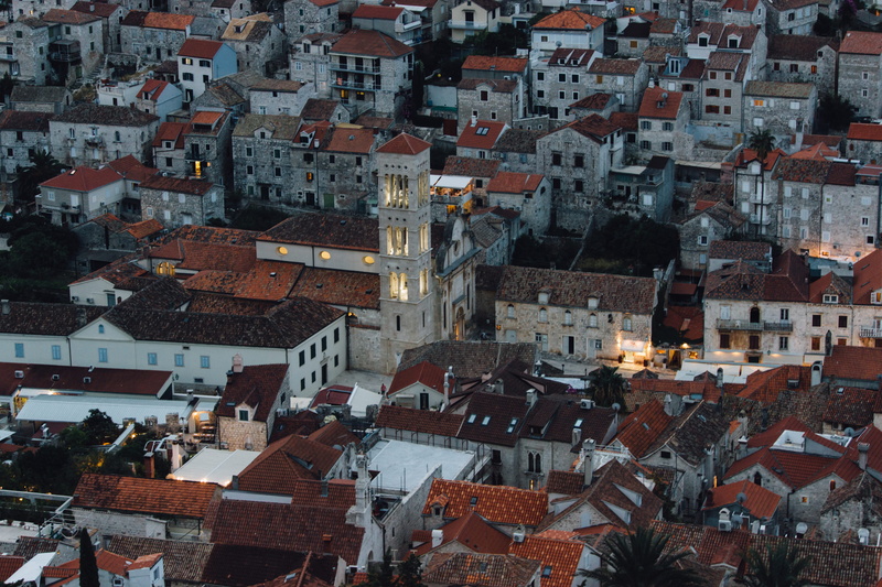 hvar, backgrounds, built structure, outdoors, roof, high angle view, crowded, 5K, town, townscape, street, city, residential district, house, nature, island