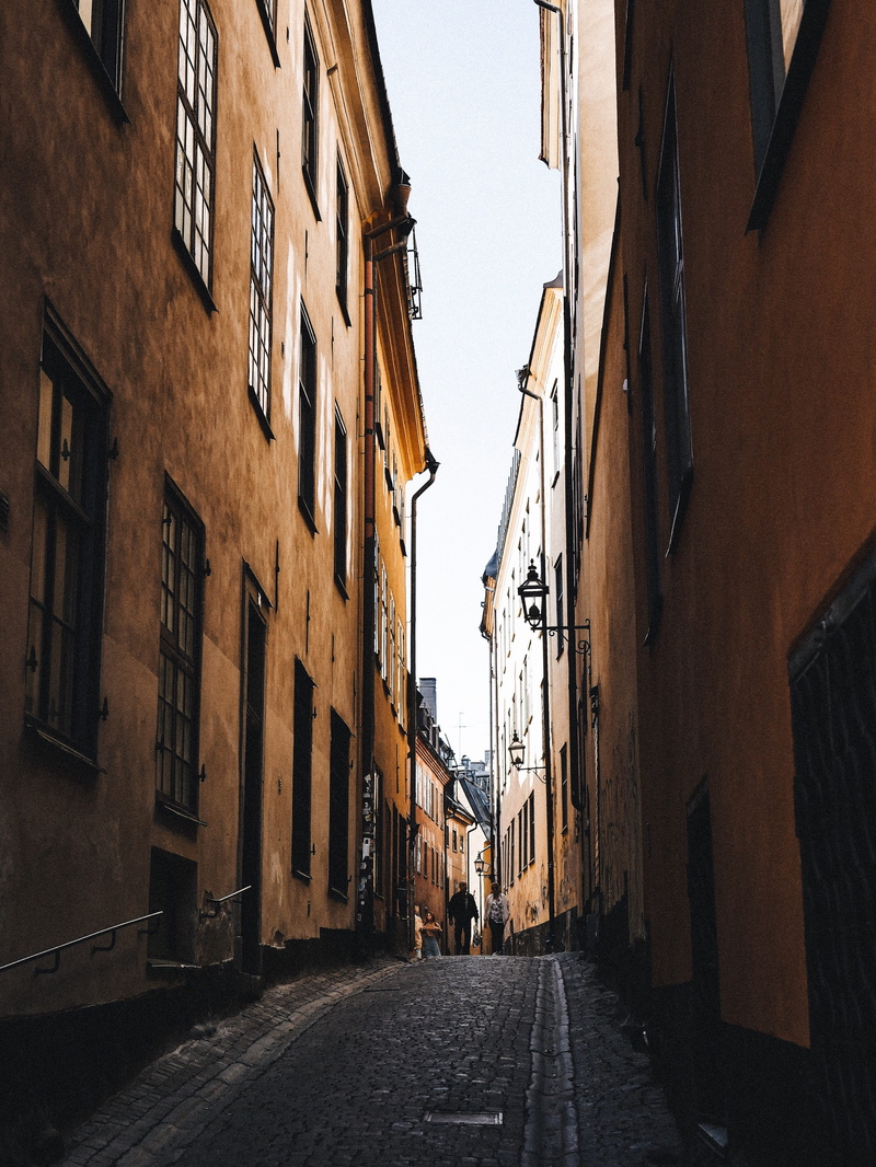 houses, direction, day, footpath, nature, residential district, sidewalk, empty, pavement, stockholm, urban, old town, alley, sky, built structure, street
