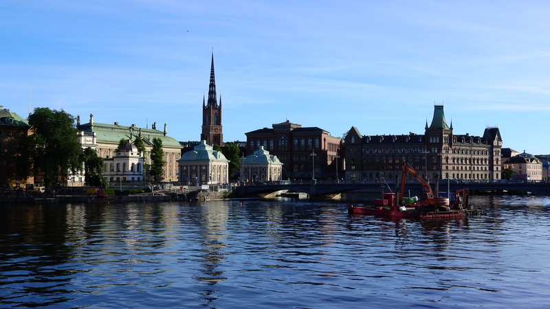 river, tourism, old town, center, waterfront, architecture, building, 4K, place of worship, spirituality, cityscape, gamla stan, city, outdoors, historical