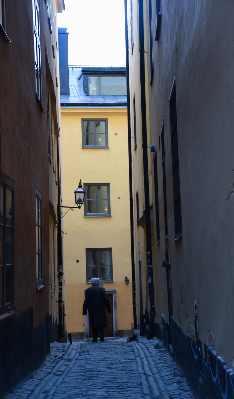 loneliness, direction, residential district, street, city, gamla stan, the way forward, outdoors, alley, 5K, sweden, lifestyles, rear view, full length