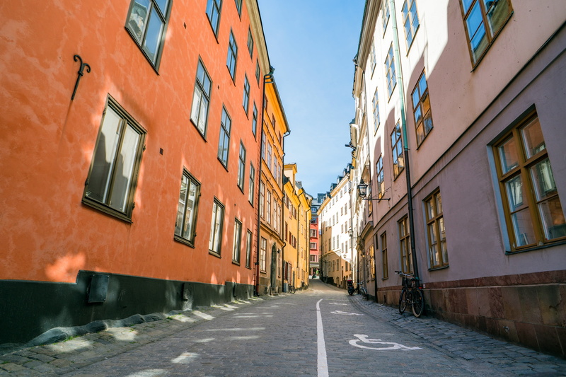 built structure, residential district, historical, downtown, outdoor, urban Scene, buildings, building, alley, stan, european, no people, swedish, old