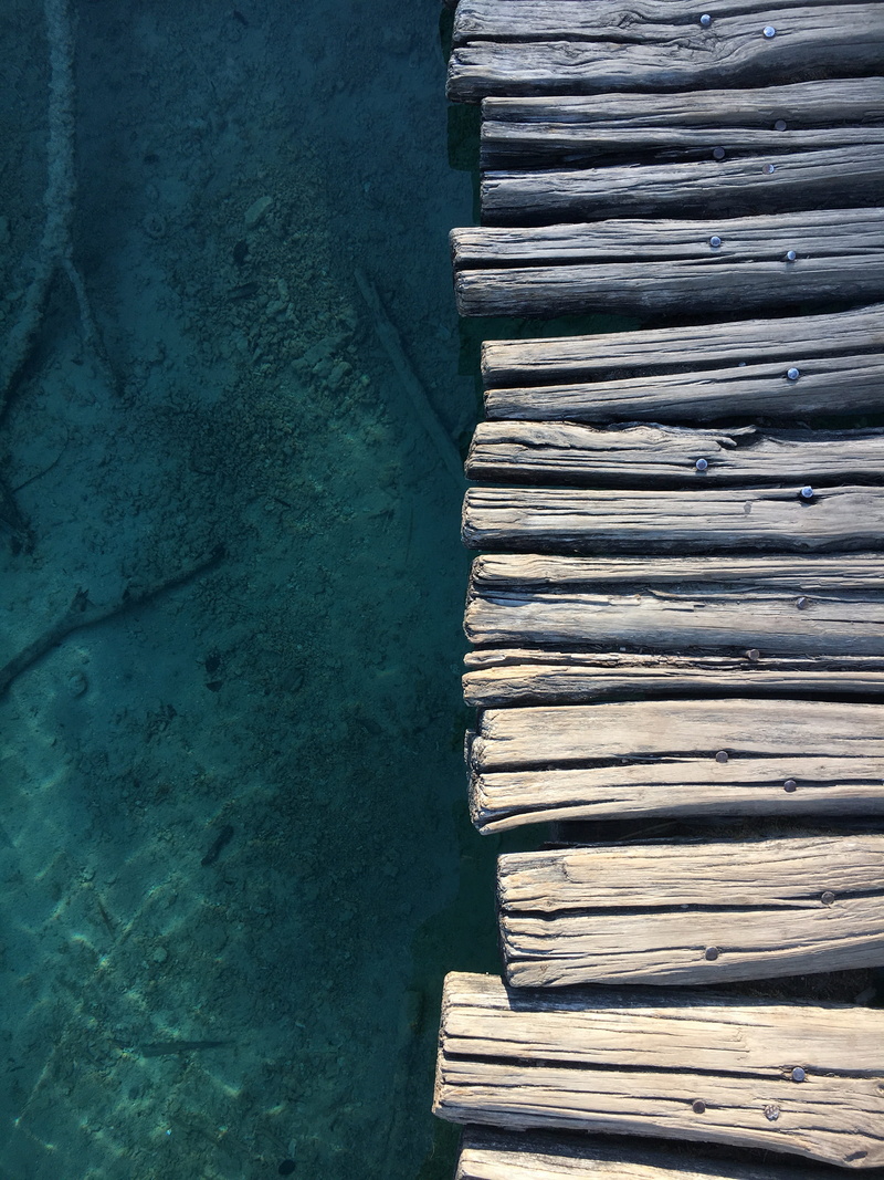 weathered, logs, footbridge, no people, day, in a row, 4K, textured, pattern, close-up, symmetrical, water, high angle view, boardwalk, turquoise, wall - building feature