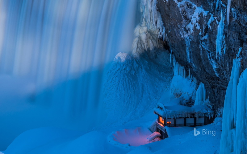 leisure activity, outdoors, unrecognizable person, frozen, water, warm clothing, ice, snow, human body part, beauty in nature, cold temperature, ontario