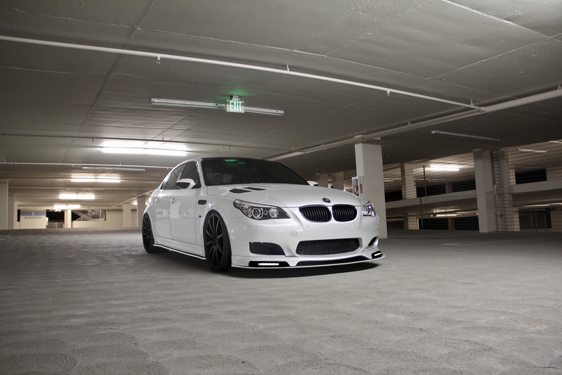 speed, e60, white, garage, technology, car, transportation, germany, no People, mode of transportation, stationary, land Vehicle, new, illuminated, architecture
