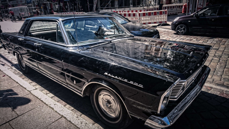 automobile, retro styled, oldtimer, bumper, design, outdoors, classic, stationary, junkyard, chrome, wheels, land vehicle, cars, damaged, headlight, motor vehicle
