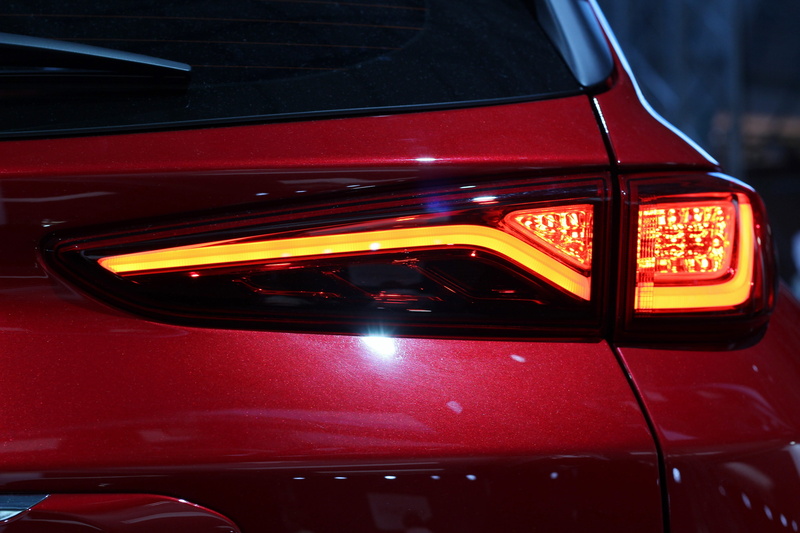 nightlife, vehicle light, mode of transportation, public show, hyundai kona, transportation, suv vehicle, shiny, red, sign, wheel, luxury, auto show zagreb 2018