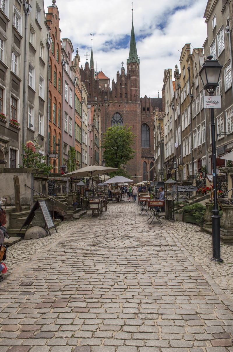paving stone, City, the way forward, nature, street, town, outdoors, Street, direction, sky, canal, travel destinations, residential district, building exterior