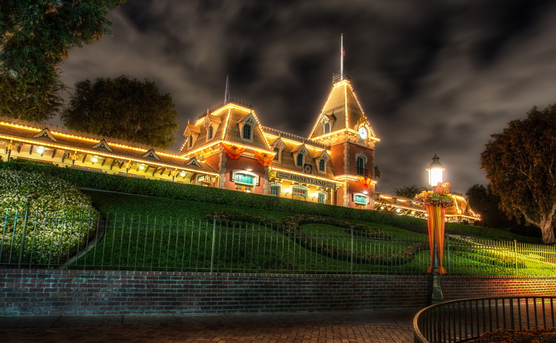 illuminated, religion, nature, building exterior, train, outdoors, Night, 4K, sky, railing, bridge - man made structure, Disneyland, street, lights, string
