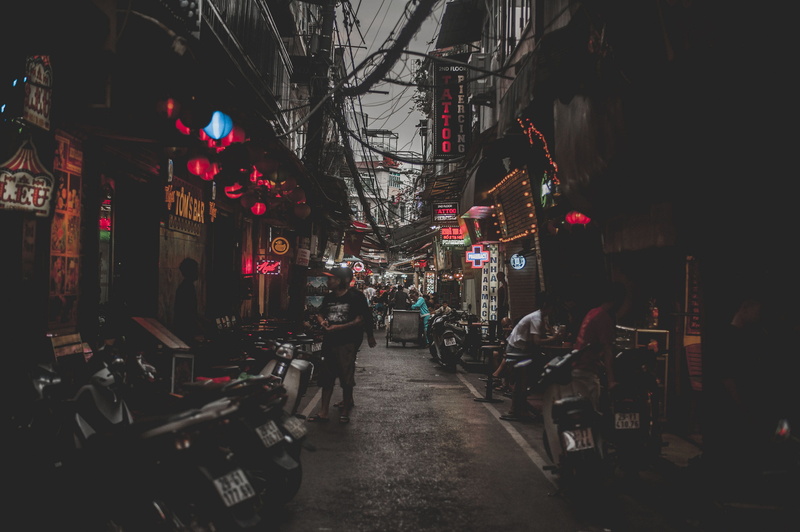 built structure, evening, walking, 2K, crowd, building, motor vehicle, shops, tourists, lanterns, transportation, direction, close, building exterior