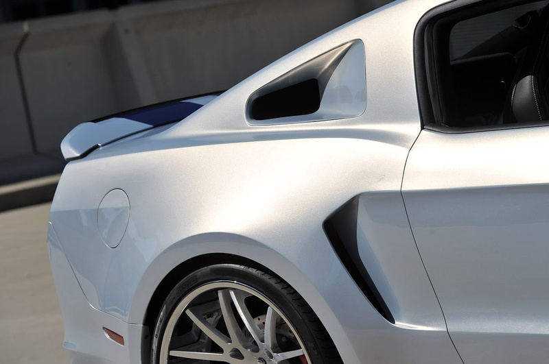 sales occupation, day, consumerism, mode of transportation, car, retail, wealth, vehicle, silver cars, transportation, shopping, Ford Mustang, wheel, outdoors