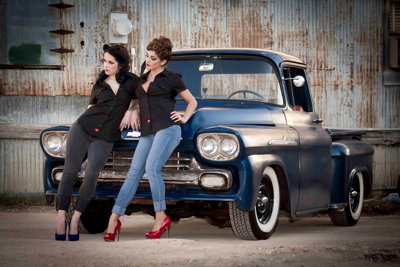 high heels, old car, Chevrolet, jeans, blue cars, women, car, pickup trucks, model, couple, women with cars, 1080P, Truck