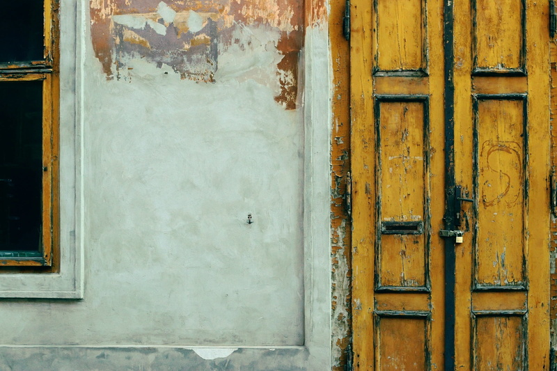 brown, surface, street, vintage, city, building exterior, house, closed, 1080P, european, door, zagreb, lock, protection, security, latch, plank, europe