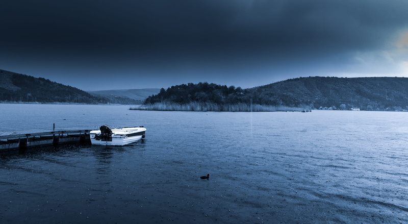 lake, water, body, color Image, blue, body of water, tranquil Scene, mountain, docking, nature, no People, scenics, sky, black, outdoors, 4K, snow, sea