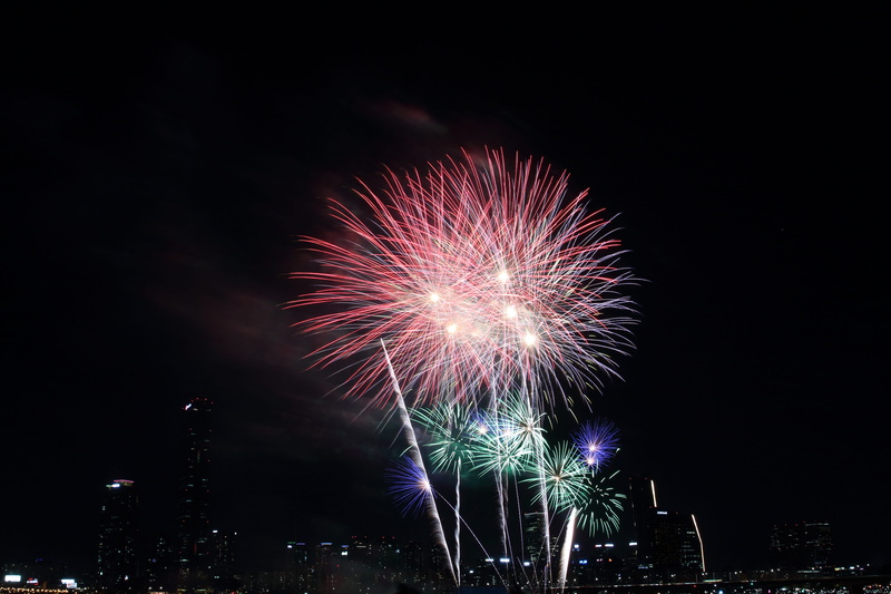 nature, firework display, skyscraper, festival, no people, long exposure, event, seoul, light, firework, built structure, seoul international fireworks festival