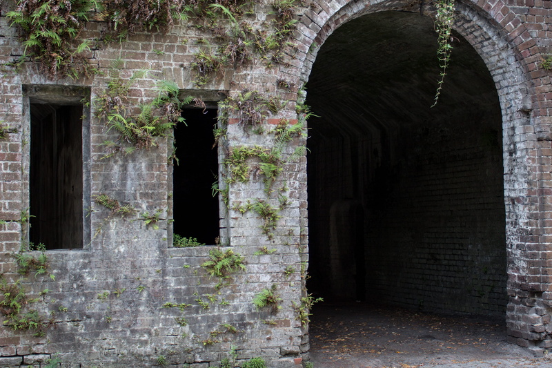 bridge, brick, architecture, the past, landmarks, gate, stone Material, landscape, close, building, dock, exterior, stone, windows, ancient, wall, concrete