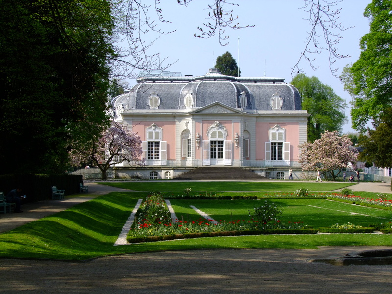 4K, growth, castle, park, house, facade, plant, architecture, tree, luxury, castle park, grass, green color, garden path, no people, attractive, nature