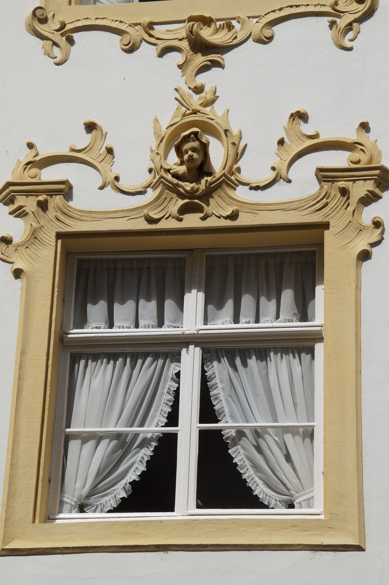 low angle view, built structure, decorated, design, no people, outdoors, curtains, 5K, castle, constance, sculpture, creativity, day, painting, historically