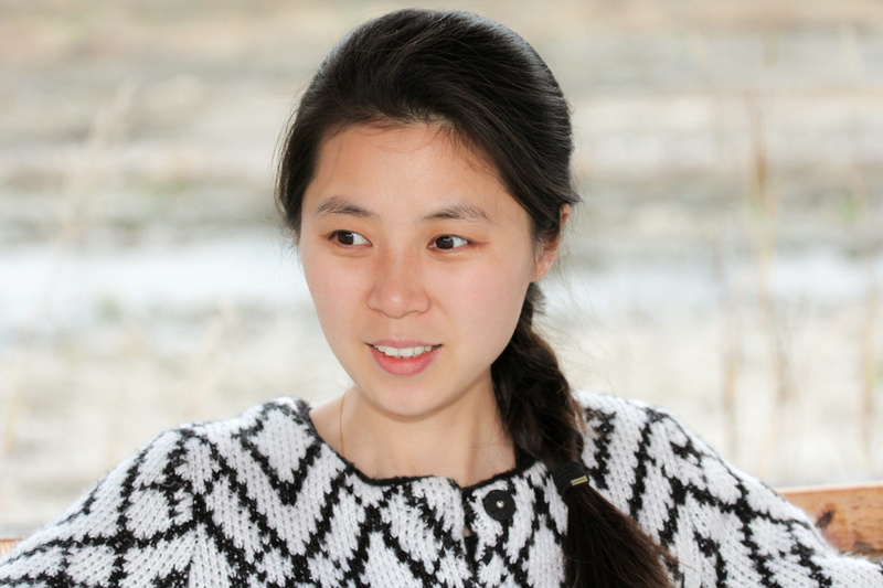 hairstyle, leisure activity, 4K, looking at camera, smiling, model, adult, lifestyles, day, winter, clothing, cold temperature, warm clothing, headshot
