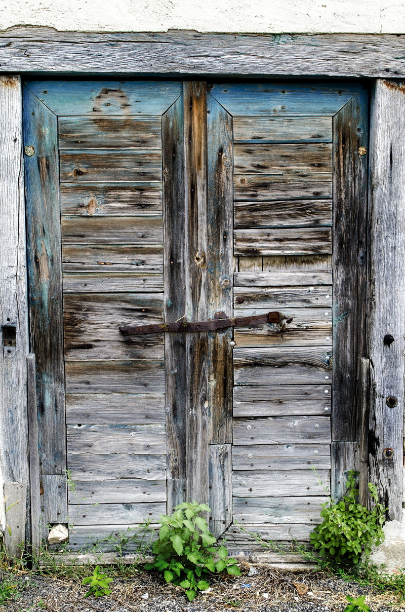 4K, architecture, entrance, wood, day, garden shed, gray, storage, building, wall - building feature, wooden, blue, old-fashioned, doorway, outdoors, door