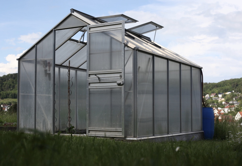 building, architecture, built structure, building exterior, gardeners, no people, field, growth, agriculture, greenhouse, nature, country life, landscape