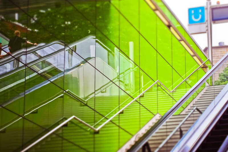 stairs, steps and staircases, treppengeländer, built structure, reflection, modern, metal, indoors, emergence, staircase, shield, human, green color, 4K