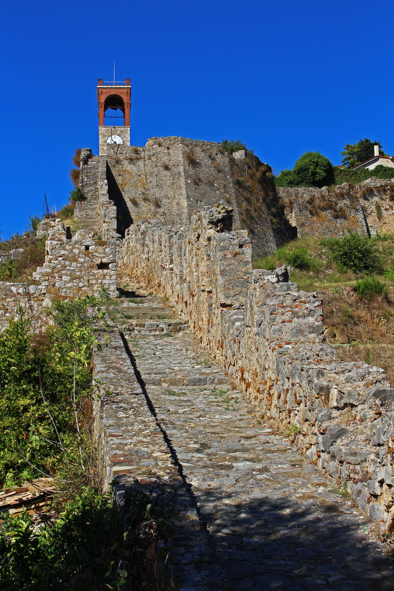 5K, architecture, stone stairway, ancient, culture, clear sky, fortress, travel destinations, stone wall, antiquity, landmark, wall, ancient times, no people