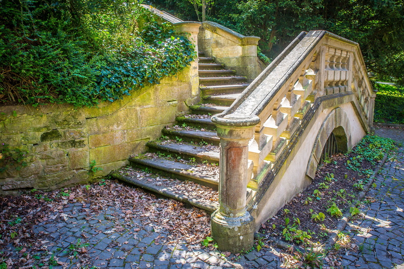 architecture, tree, concrete, old, Emergence, outdoors, footpath, building exterior, beige, stone stairs, 4K, built structure, nature, architectural column