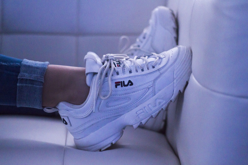 5K, woman, indoors, wearing, fila, white, low section, fashion, one person, trainers, sneakers, offspring, running, human leg, healthcare and medicine