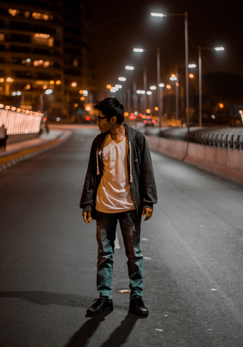 outdoors, noche, urban, one person, full length, lima region, sparkle, retrato, city, road, transportation, young adult, peru, rear view, night, leisure activity