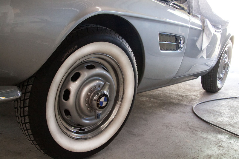 workshop, street, albrecht count of goertz, day, designer, silver, convertible, land vehicle, no people, tire, at the edge of, silver colored, 4K, coupe