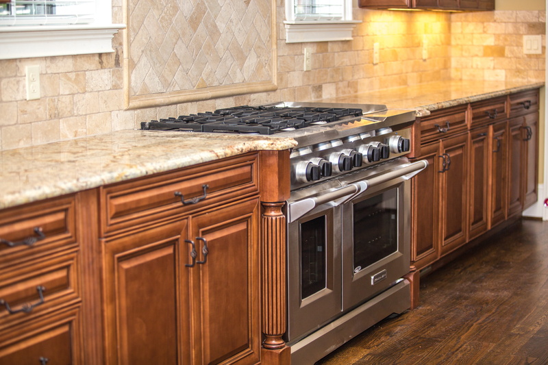 5K, kitchen, contemporary, architecture, wood - material, light, furniture, wood, no people, domestic kitchen, built structure, room, apartment, appliance