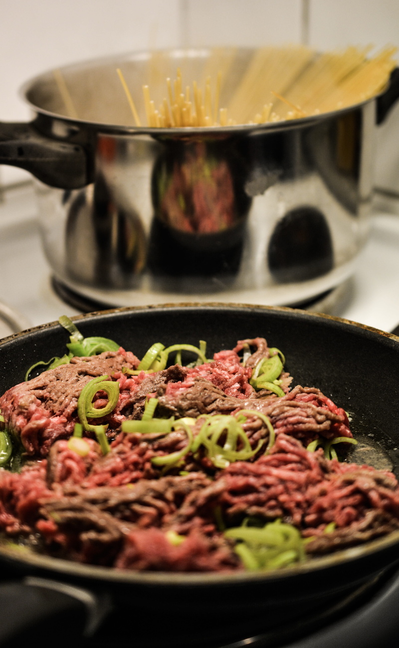 ready-to-eat, plate, household equipment, preparation, vegetable, beef, garnish, cook, no people, Food, freshness, pore, 5K, healthy eating, Kitchen, Meat