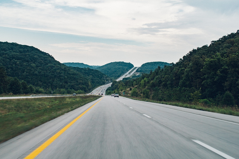 leafed, hilly, way, 5K, dividing line, cloud - sky, road, landscape, nature, mountain, direction, tarmac, motorway, environment, diminishing perspective