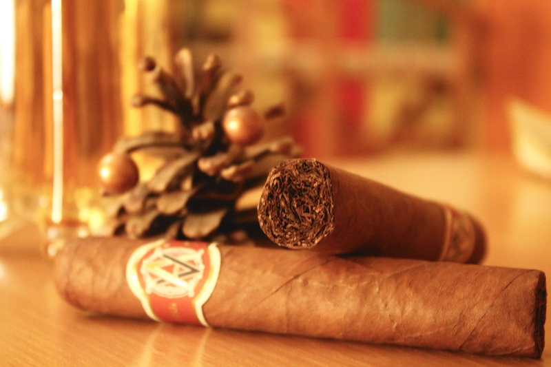freshness, wood - material, cigar, tobacco, spice, cigarettes, 4K, food and drink, close-up, indoors, decoration, still life, wellbeing, plant, no people