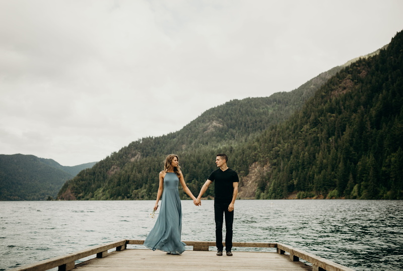 cloud - sky, nature, holding, brown, time, neck, leisure activity, black, young adult, women, dress, v, full length, real people, green, wearing, adult